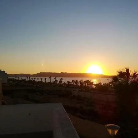 Apartment Sunshine Holiday 8 With Spectacular Seaviews