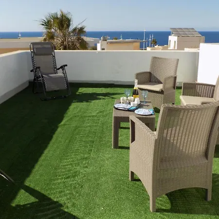 Sunshine Holiday 8 With Spectacular Seaviews