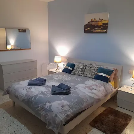 Sunshine Holiday 8 With Spectacular Seaviews St. Paul's Bay
