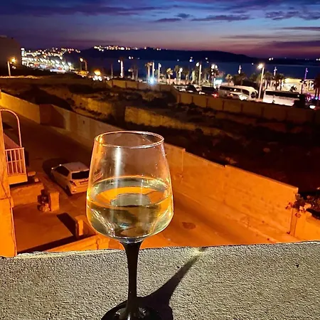 Sunshine Holiday 8 With Spectacular Seaviews Apartment *