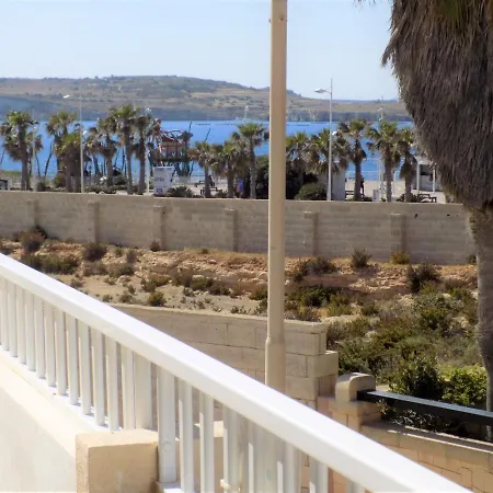 Sunshine Holiday 8 With Spectacular Seaviews *