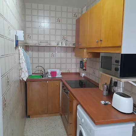 Sunshine Holiday 8 With Spectacular Seaviews